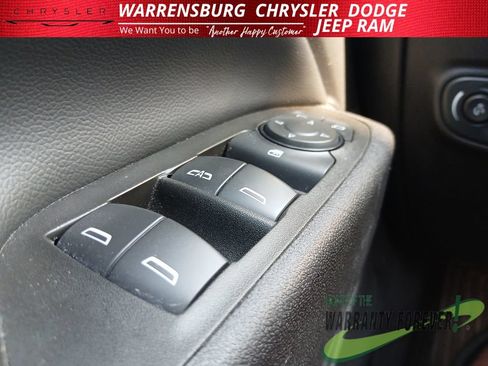 Used 2024 Chevrolet Equinox LT AWD/4WD image 30