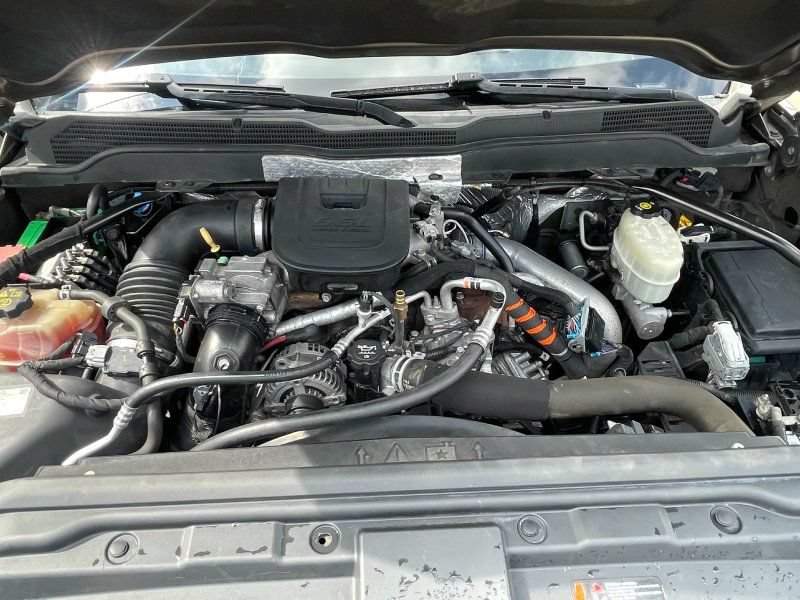 Used 2015 Chevrolet Silverado 2500 LT w/ LT Convenience Package AWD/4WD image 17