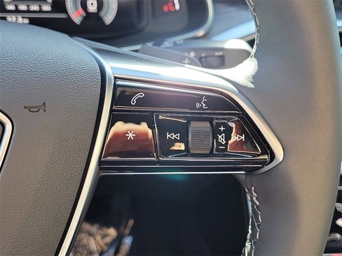 New 2025 Audi A7 3.0T Premium image 9