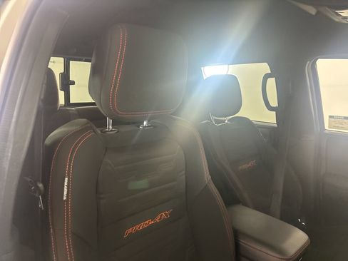 Used 2023 Nissan Frontier PRO-4X w/ Pro Convenience Package AWD/4WD image 33