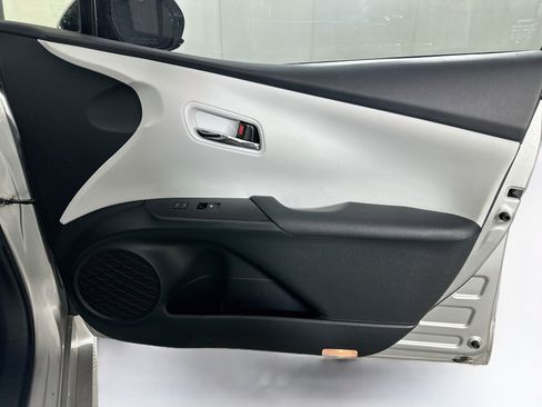 Used 2017 Toyota Prius Prime Premium w/ Carpet Mat Package FWD image 30