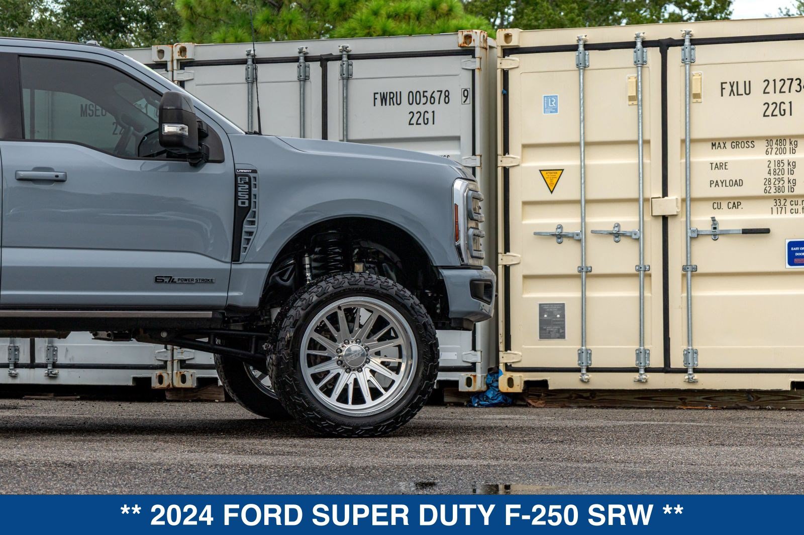 Used 2024 Ford F250 Lariat w/ Lariat Ultimate Package AWD/4WD image 31