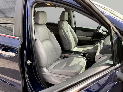 Used 2019 Honda Odyssey EX-L image 9