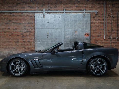 Used 2011 Chevrolet Corvette Grand Sport w/ Preferred Equipment Group image 36