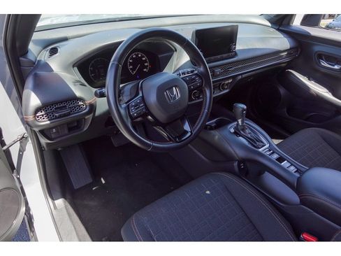 Used 2025 Honda HR-V Sport image 10