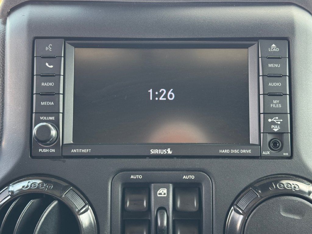 Used 2018 Jeep Wrangler Unlimited Rubicon AWD/4WD image 21