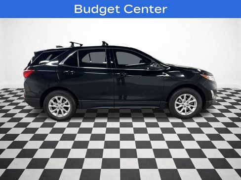 Used 2019 Chevrolet Equinox LT w/ Driver Convenience Package image 2