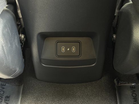 Used 2025 Kia Soul S FWD image 31