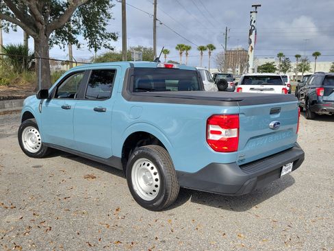 Used 2023 Ford Maverick XL image 2