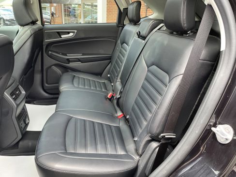 Used 2024 Ford Edge SEL w/ Convenience Package AWD/4WD image 12