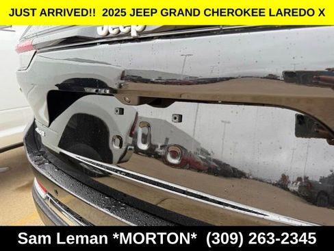 New 2025 Jeep Grand Cherokee Laredo X image 10