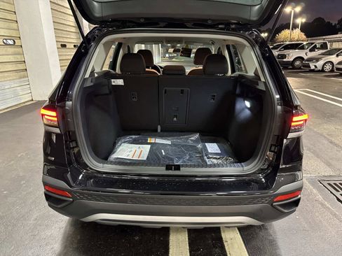 New 2026 Volkswagen Taos S image 11