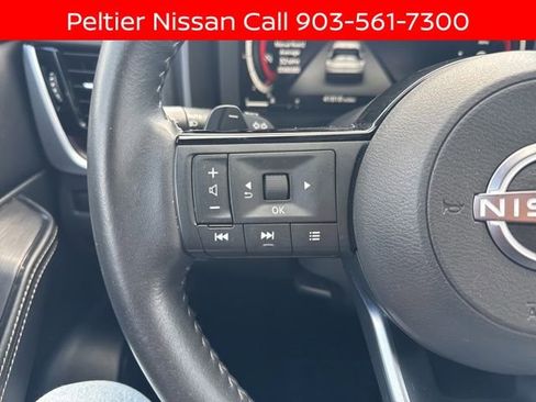 Certified 2024 Nissan Rogue Platinum w/ Platinum Premium Package FWD image 14