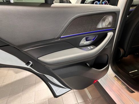 Used 2025 Mercedes-Benz GLE 53 AMG 4MATIC image 35