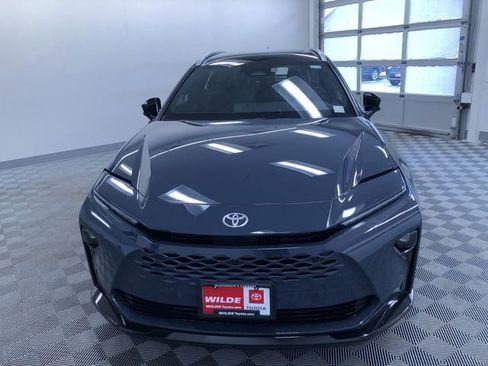 New 2025 Toyota Crown Signia image 6