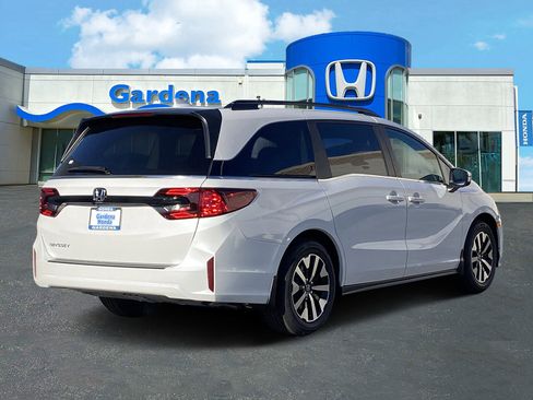 New 2026 Honda Odyssey EX-L image 6