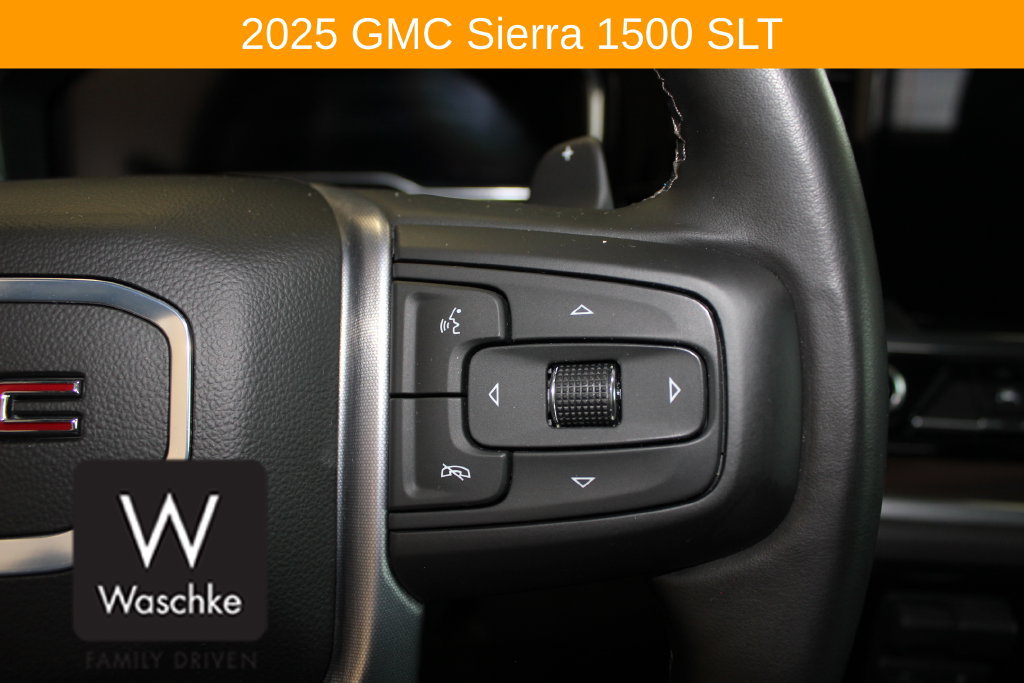 Used 2025 GMC Sierra 1500 SLT w/ SLT Premium Plus Package AWD/4WD image 31