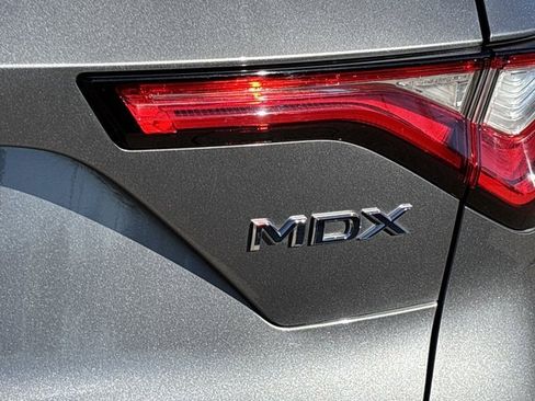 Used 2022 Acura MDX FWD w/ Technology Package image 6
