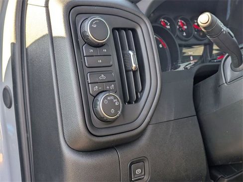 New 2025 Chevrolet Silverado 2500 Custom image 12