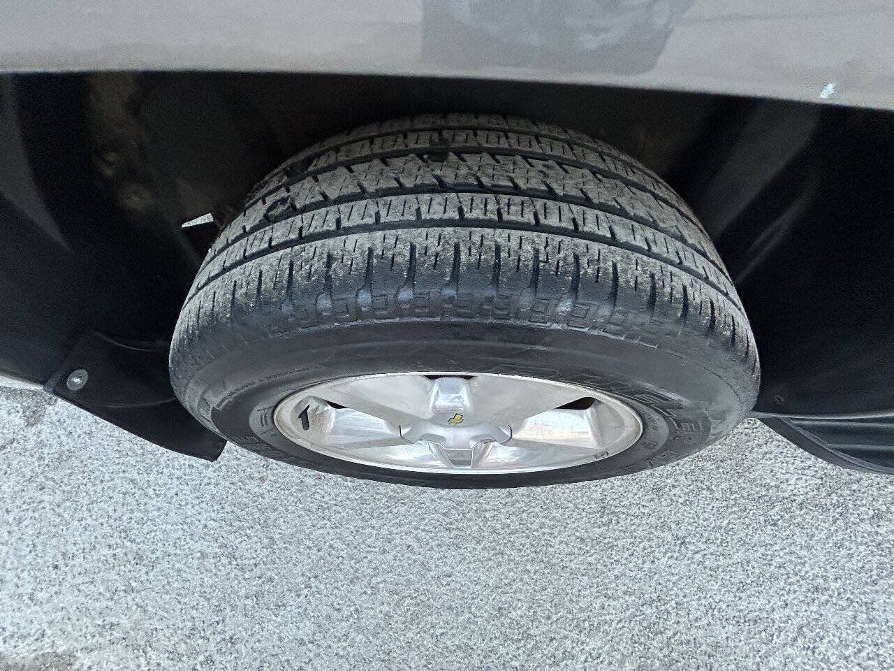 Used 2008 Chevrolet Avalanche LTZ w/ LTZ Preferred Equipment Group RWD image 36