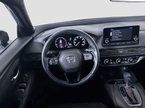 Used 2025 Honda HR-V Sport image 18