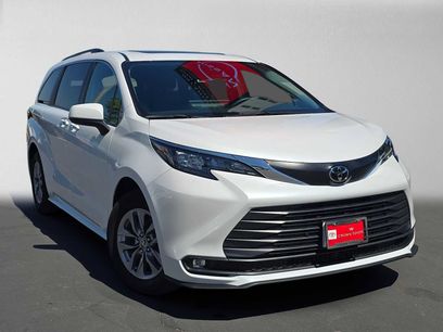 Certified 2026 Toyota Sienna XLE