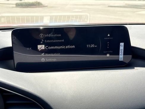 New 2025 MAZDA MAZDA3 Hatchback w/Premium Plus Pkg image 12