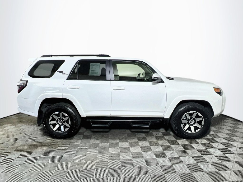 Certified 2023 Toyota 4Runner TRD Off-Road Premium AWD/4WD image 8