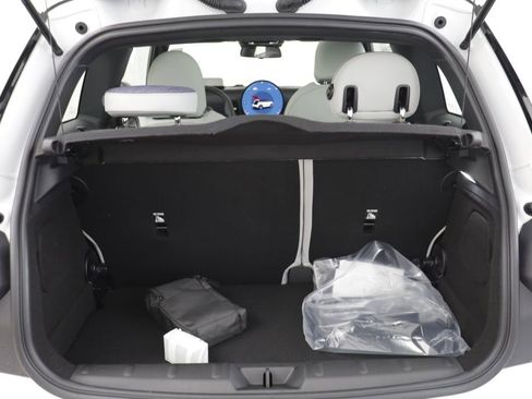 New 2026 MINI Cooper 2-Door Hardtop FWD image 17