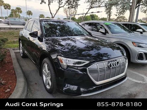 Used 2019 Audi e-tron Premium Plus image 11