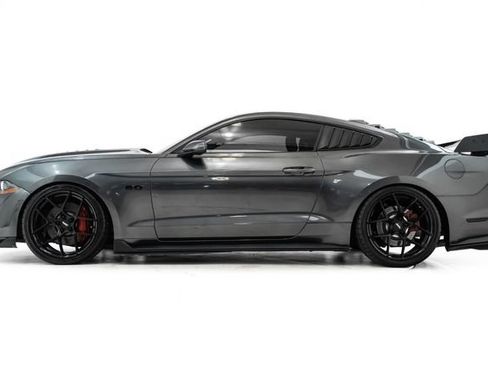 Used 2018 Ford Mustang GT w/ Equipment Group 301A RWD image 9
