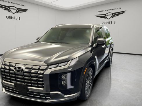 Used 2025 Hyundai Palisade Calligraphy AWD/4WD image 1