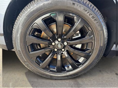 Used 2021 Land Rover Range Rover Velar R-Dynamic S image 15