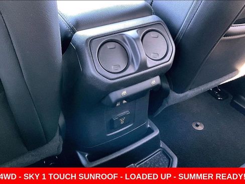 Used 2023 Jeep Wrangler Unlimited Sahara w/ Cold Weather Group AWD/4WD image 10