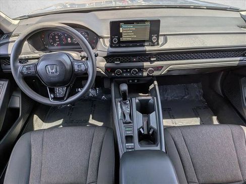 Used 2025 Honda Accord SE image 16