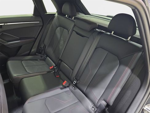Used 2025 Audi Q3 2.0T Premium Plus w/ Premium Plus Package image 17