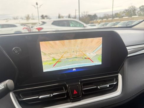 Used 2025 Chevrolet TrailBlazer LT image 17