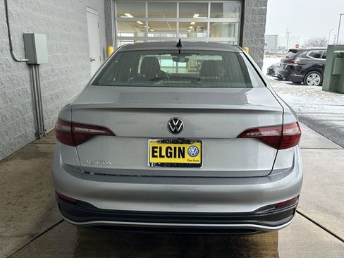 Certified 2023 Volkswagen Jetta Sport image 5