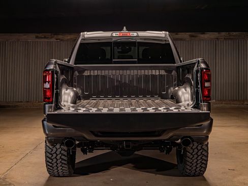 Used 2025 RAM 1500 Big Horn image 9