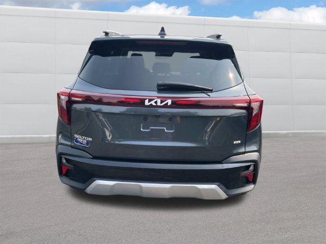 Used 2024 Kia Seltos S AWD/4WD image 4