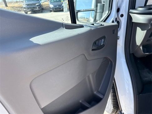 New 2025 Ford Transit 250 Low Roof image 44