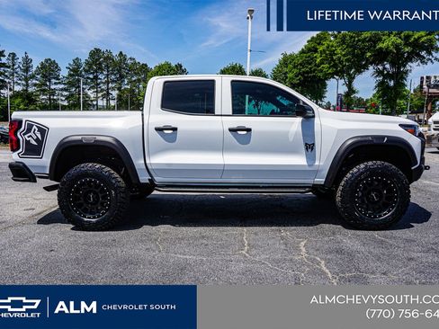 New 2026 Chevrolet Colorado Trail Boss AWD/4WD image 10