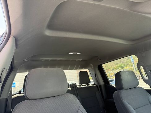 Used 2021 Chevrolet Silverado 1500 LT RWD image 16