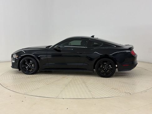 Used 2022 Ford Mustang GT Premium w/ Equipment Group 401A RWD image 2