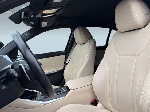 Used 2021 BMW 330i Sedan w/ Convenience Package image 22