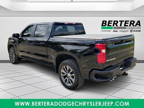 Used 2024 Chevrolet Silverado 1500 RST w/ Z71 Off-Road Package AWD/4WD image 4