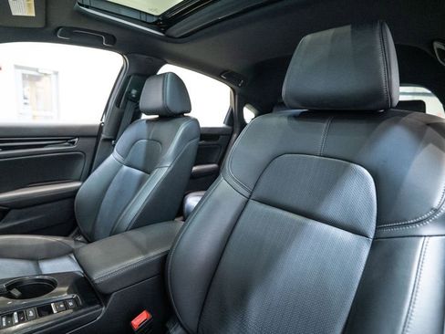 Used 2022 Honda Civic Sport Touring image 6