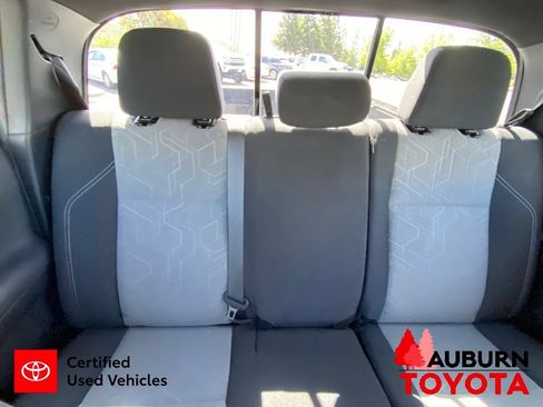 Certified 2022 Toyota Tacoma TRD Off-Road AWD/4WD image 25