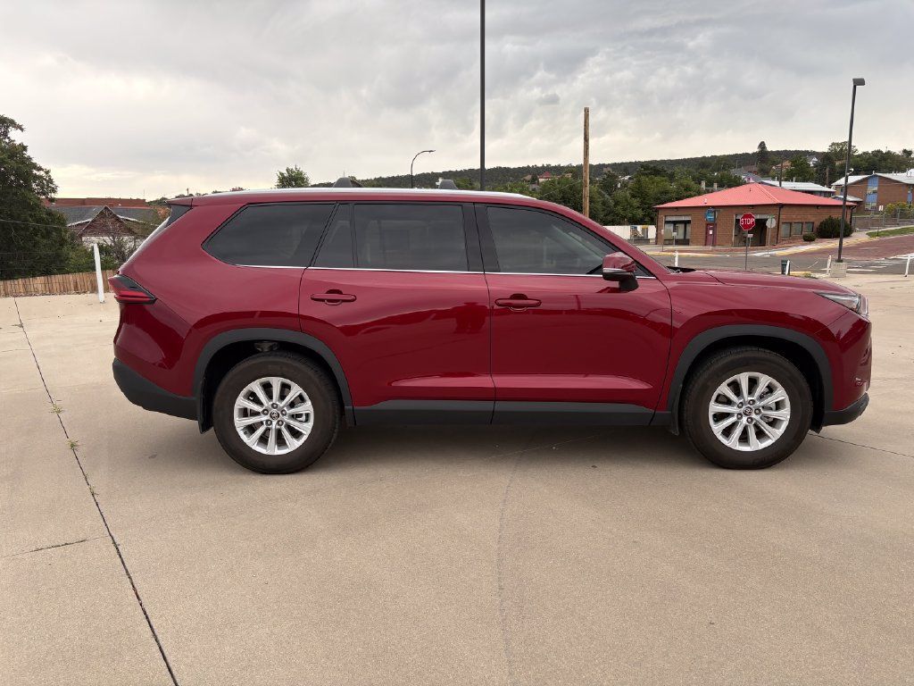 Used 2026 Toyota Grand Highlander AWD Hybrid image 4