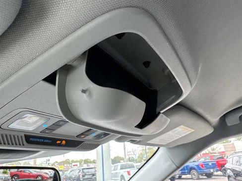 Used 2023 Ford Explorer XLT w/ Equipment Group 202A image 21